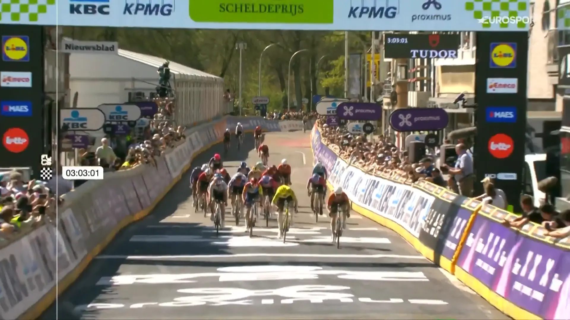 Charlotte Kool wins Scheldeprijs 2026