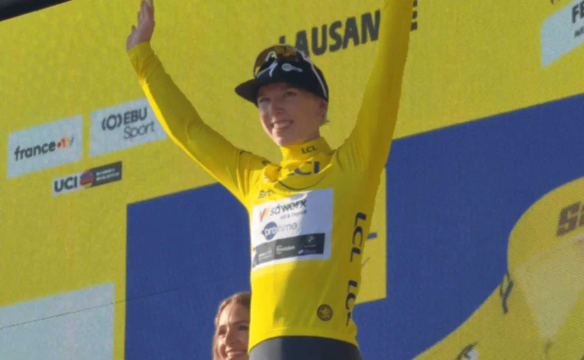 Lorena Wiebes in the Maillot Jaune at the 2026 Tour de France Femmes