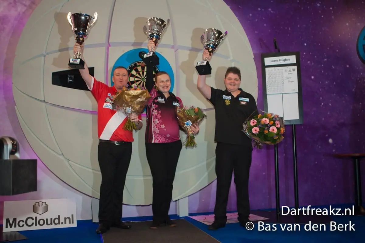 11 12 2016 Bas van den Berk Finder Darts Masters 2016 0930 14910