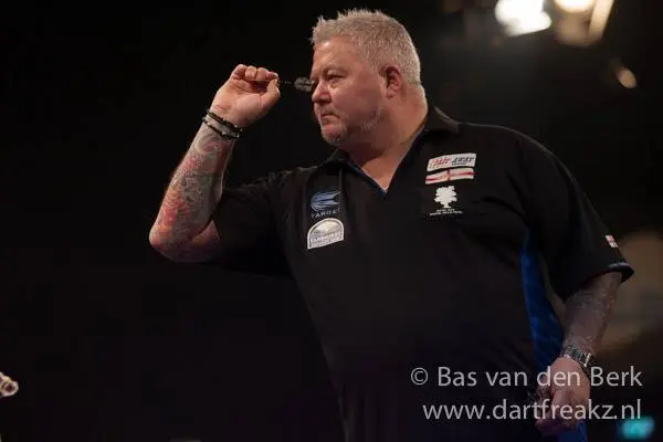 Darryl Fitton1