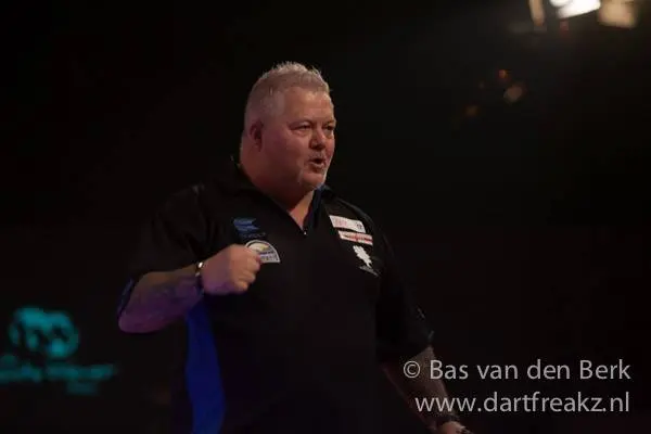 Darryl Fitton5