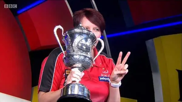 Lisa Ashton Lakeside kampioen 2015