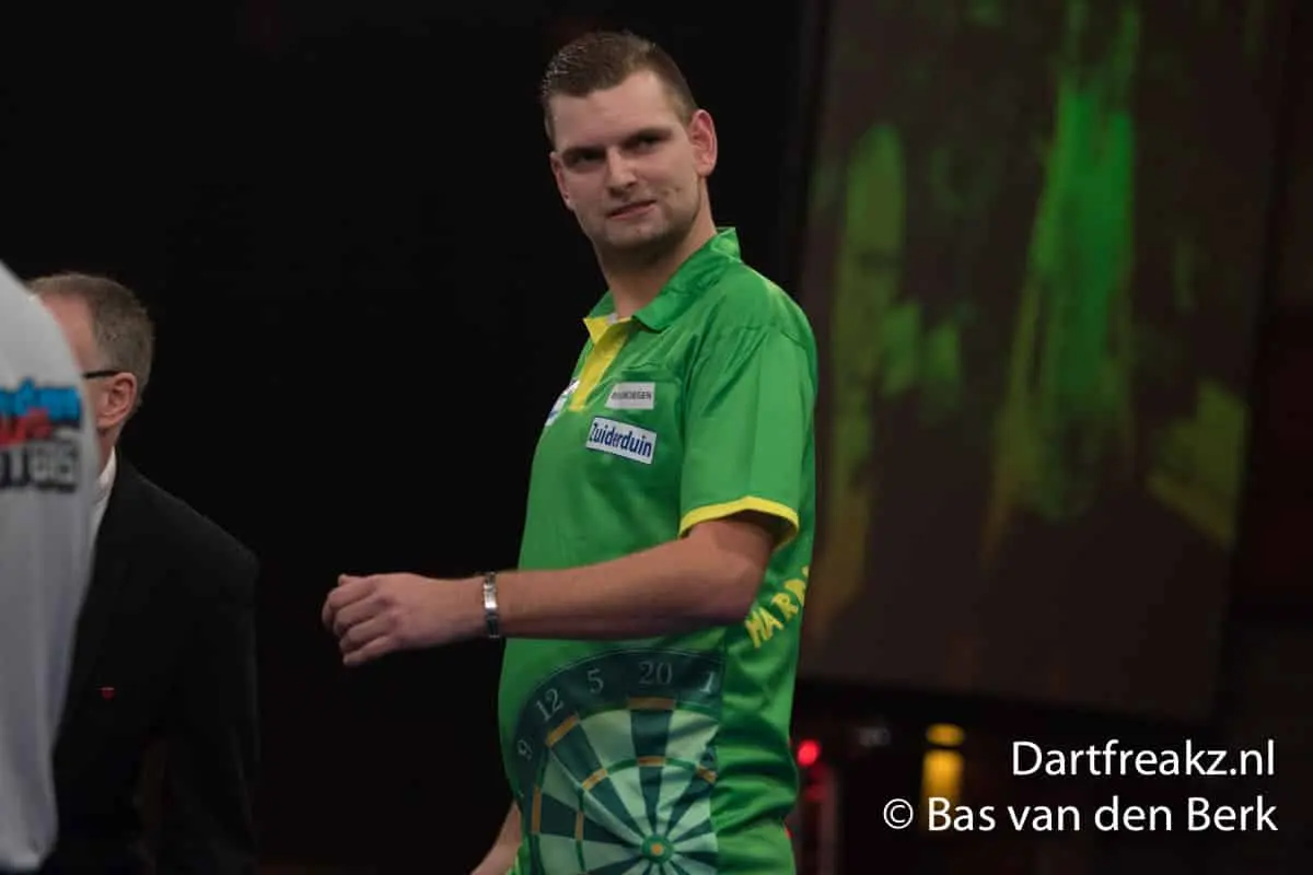 Martijn Kleermakers 9 12 2016 Bas van den Berk Finder Darts Masters 2016 0 14982