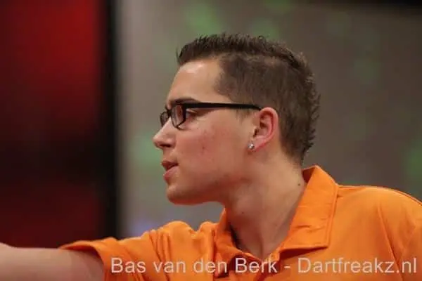 Pas van de Benito zdm11