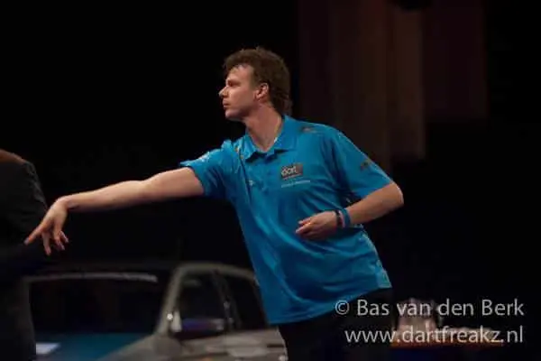Richard Veenstra1