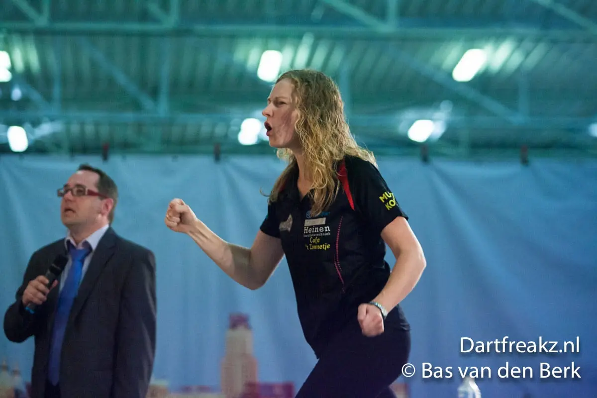 dartfreakz 7 08 2016 Bas van den Berk Winmau Open Belgie 2016 8310 637