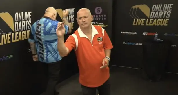 Johnny Haines darts