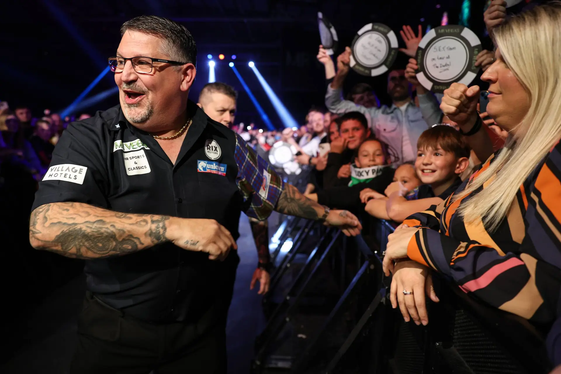 Gary Anderson with son Tai.
