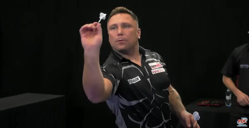 2020 11 13 12 21 59 Price v Heta  Final   PDC Winter Series Day Three   YouTube