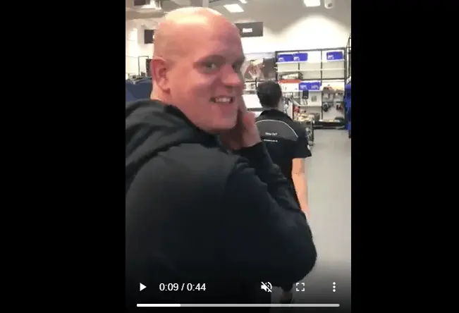 2019 08 22 14 21 37 https  videotwimg com ext tw video 1164460242165469184 pu vid 320x568 cXPo0c6B