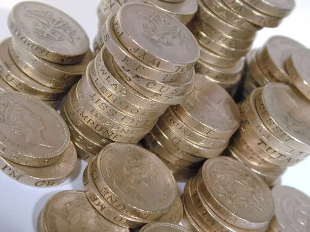 1125327894poundcoins1865