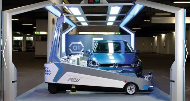 robot parkeert wagens op dusseldorf airp