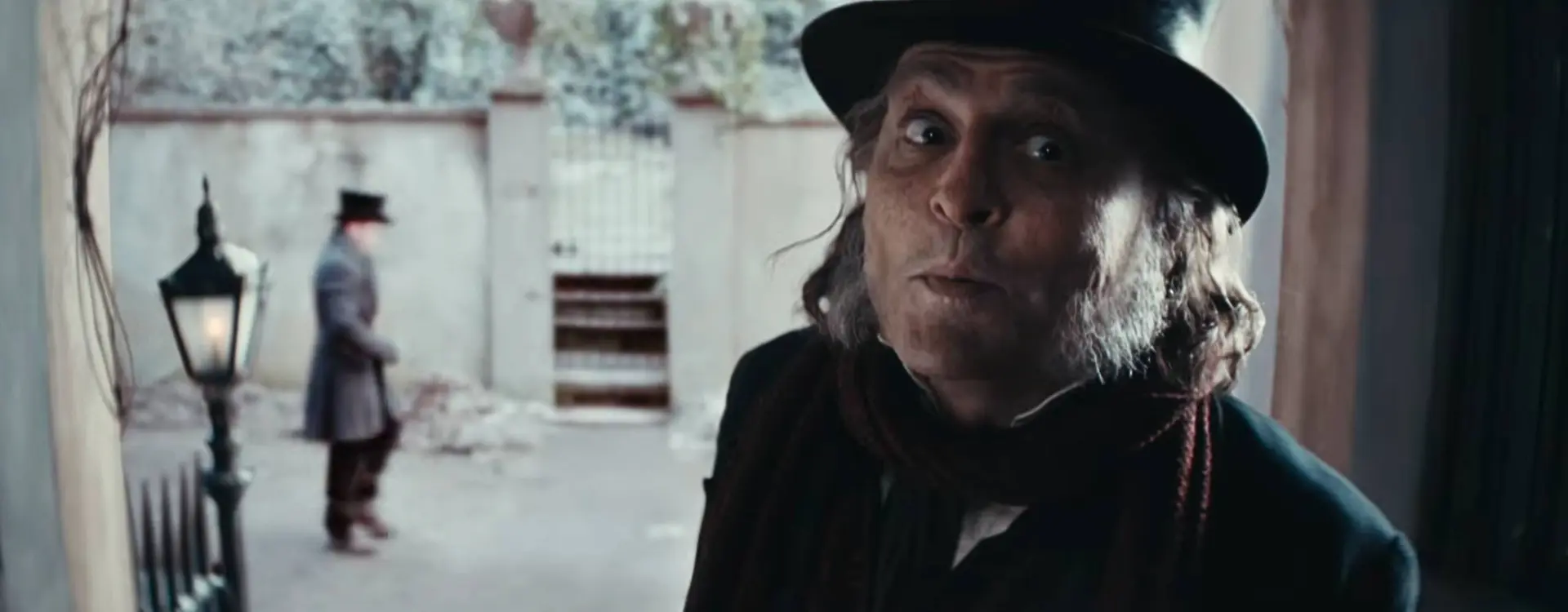 Ebenezer scrooge