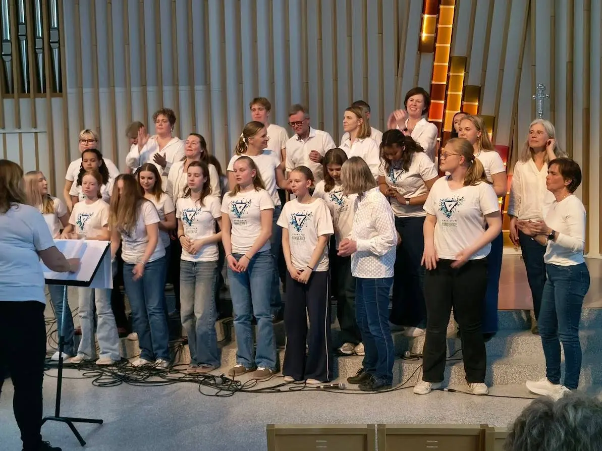 Gamle og unge Ten Singere i samsang