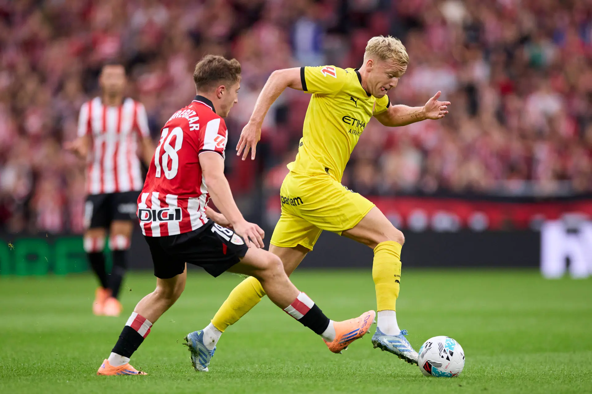 donny van de beek