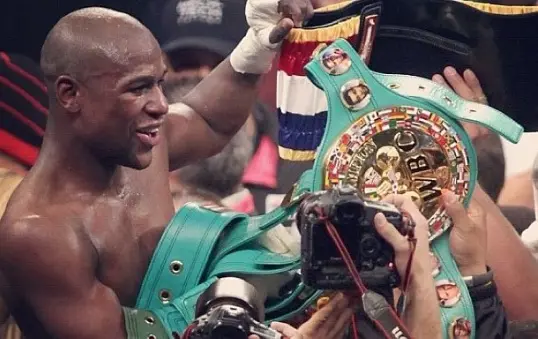 fhm mayweathervsmcgregor