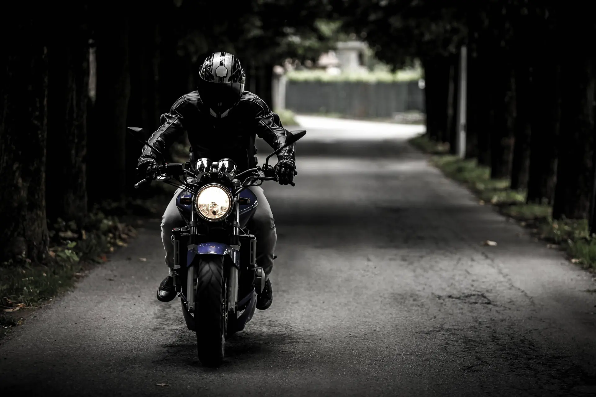 splitshire-biker-407123
