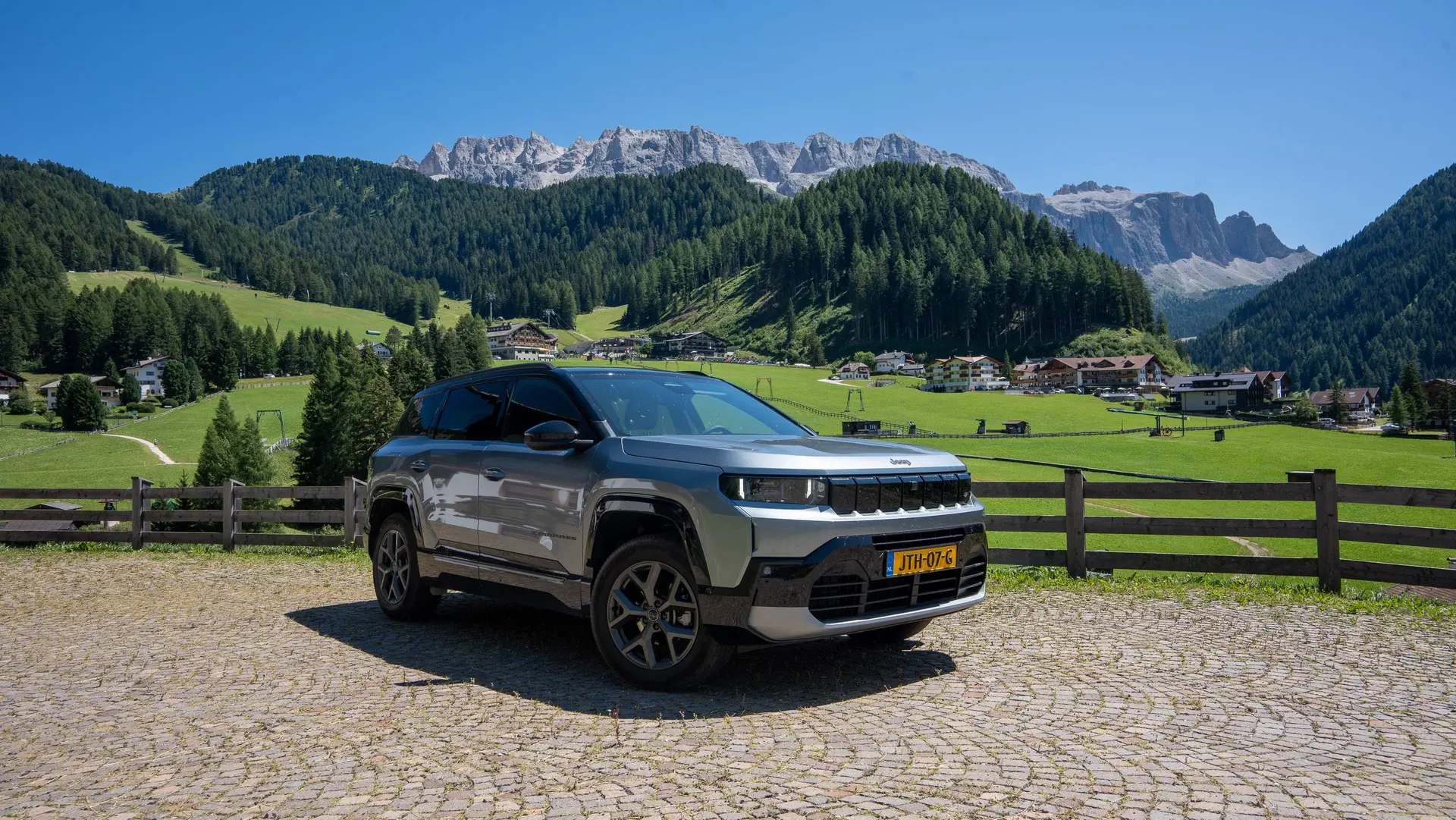 JeepCompass_26_Bewerkt_CR_WEB-09408