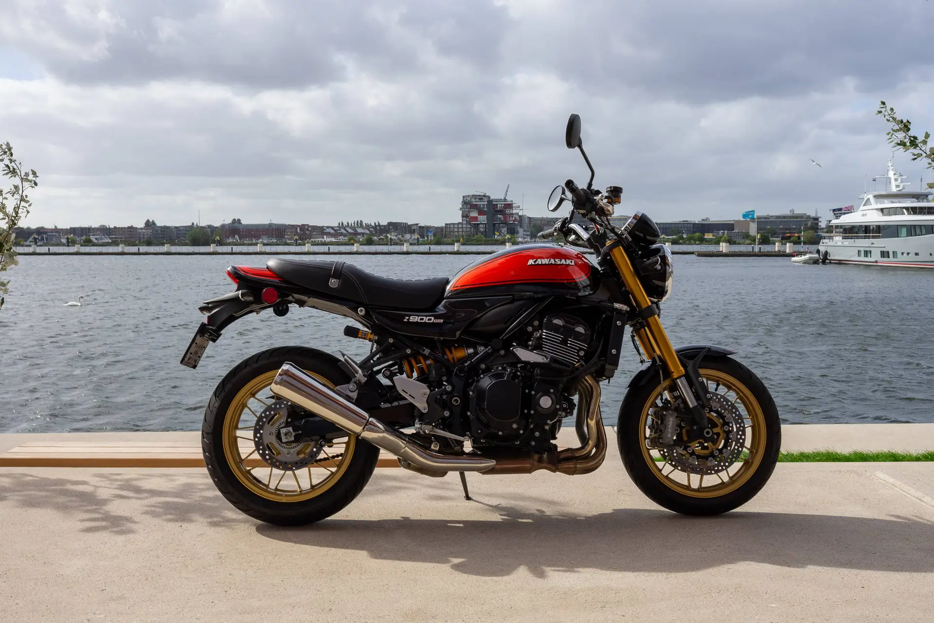 Kawasaki Z900 RS_FHM_Bewerkt_CR_WEB-01941