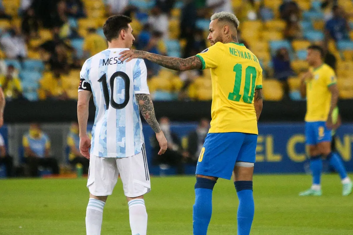 foot bresil argentine arrete sur fond de scandale sanitaire icon 772365 013 323069