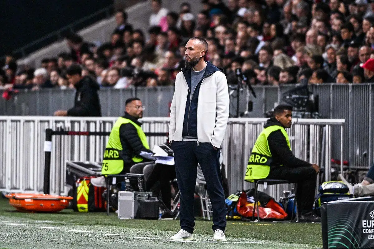 la france humiliee daniel riolo s en prend a digard et son hoodie icon dsc0126 359483
