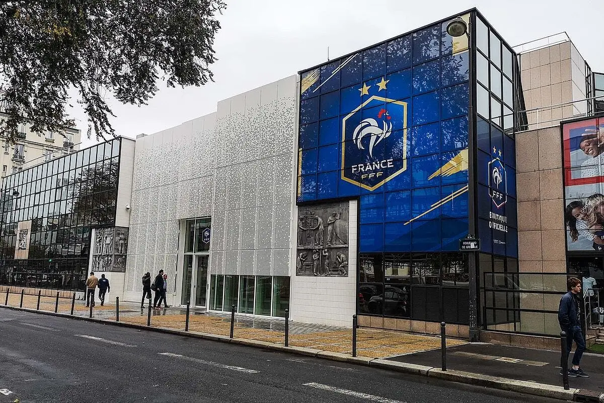 adidas previent la fff les bleus ne valent pas si cher fff 374734