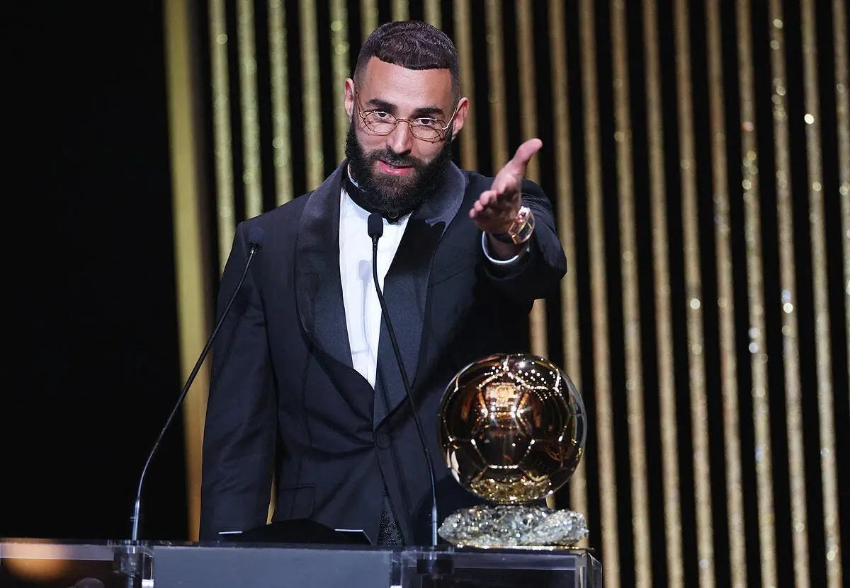 benzema en algerie son coeur a parle iconsport 165334 0219 376645