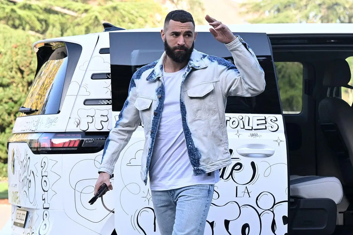 benzema le ballon d or du peuple se prend une claque icon ab8 0217 358439