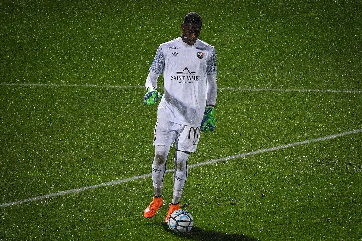caen garrison innocent victime d un grave malaise en plein match icon mm1 9216 305517