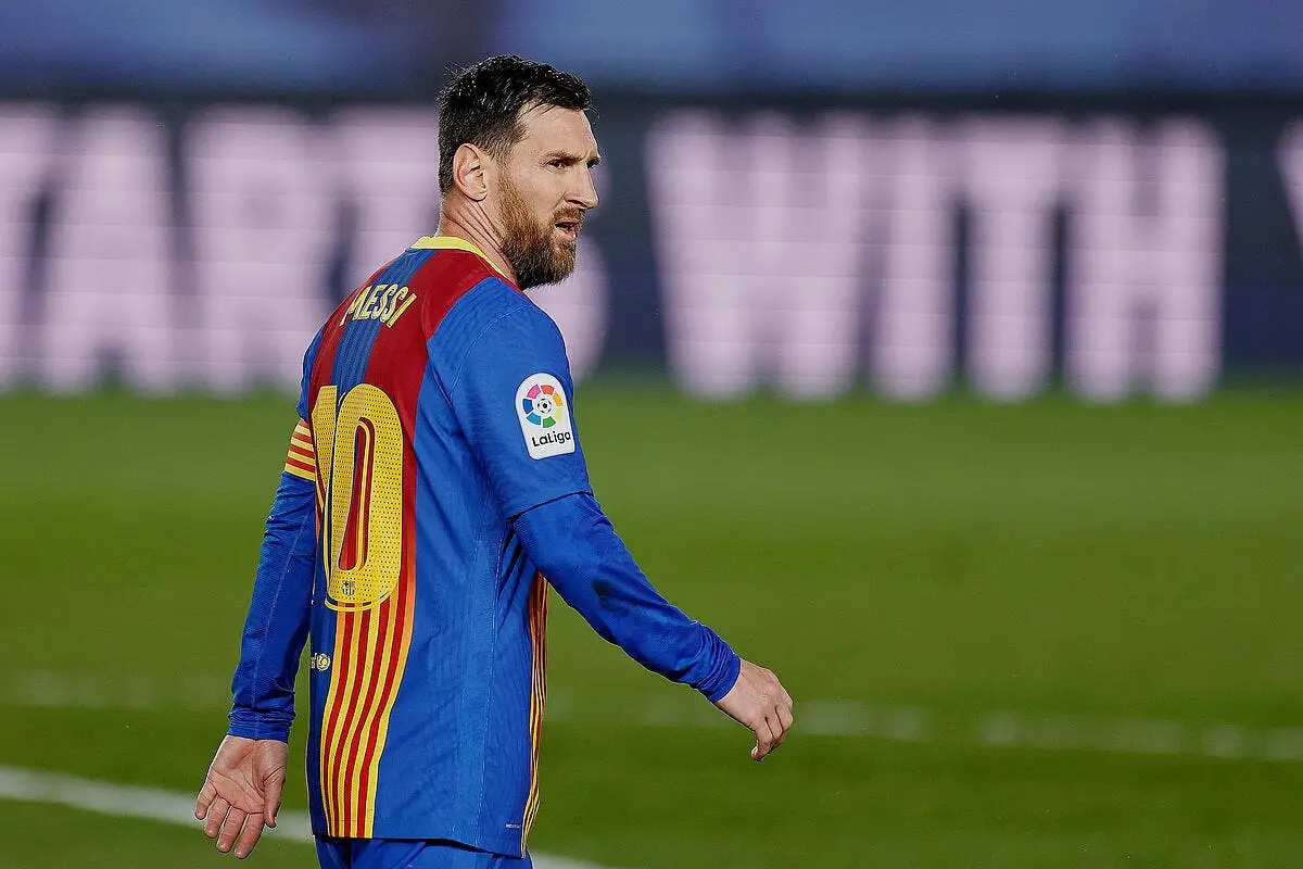 covid 3 maillots pour 50 000 vaccins lionel messi fait polemique icon ra 210410 164 311685
