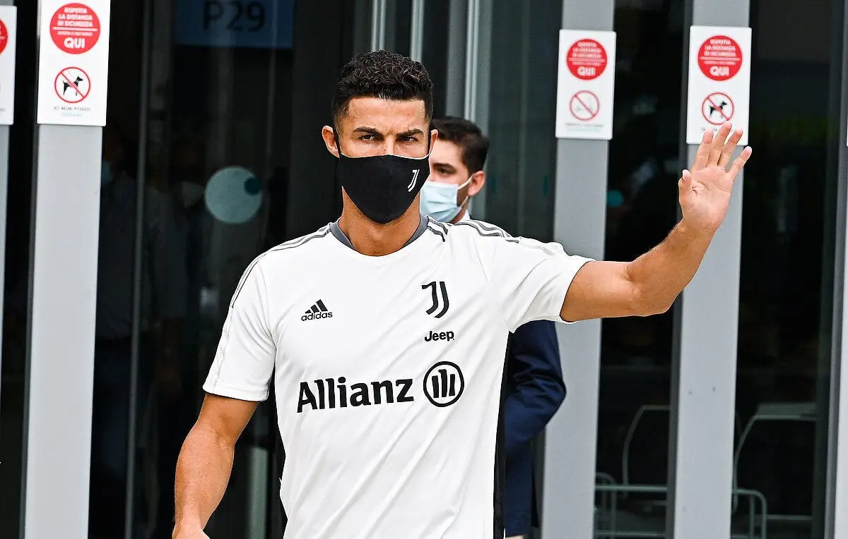 cristiano ronaldo a city la bombe du jour icon italy photo press 1045468 322261