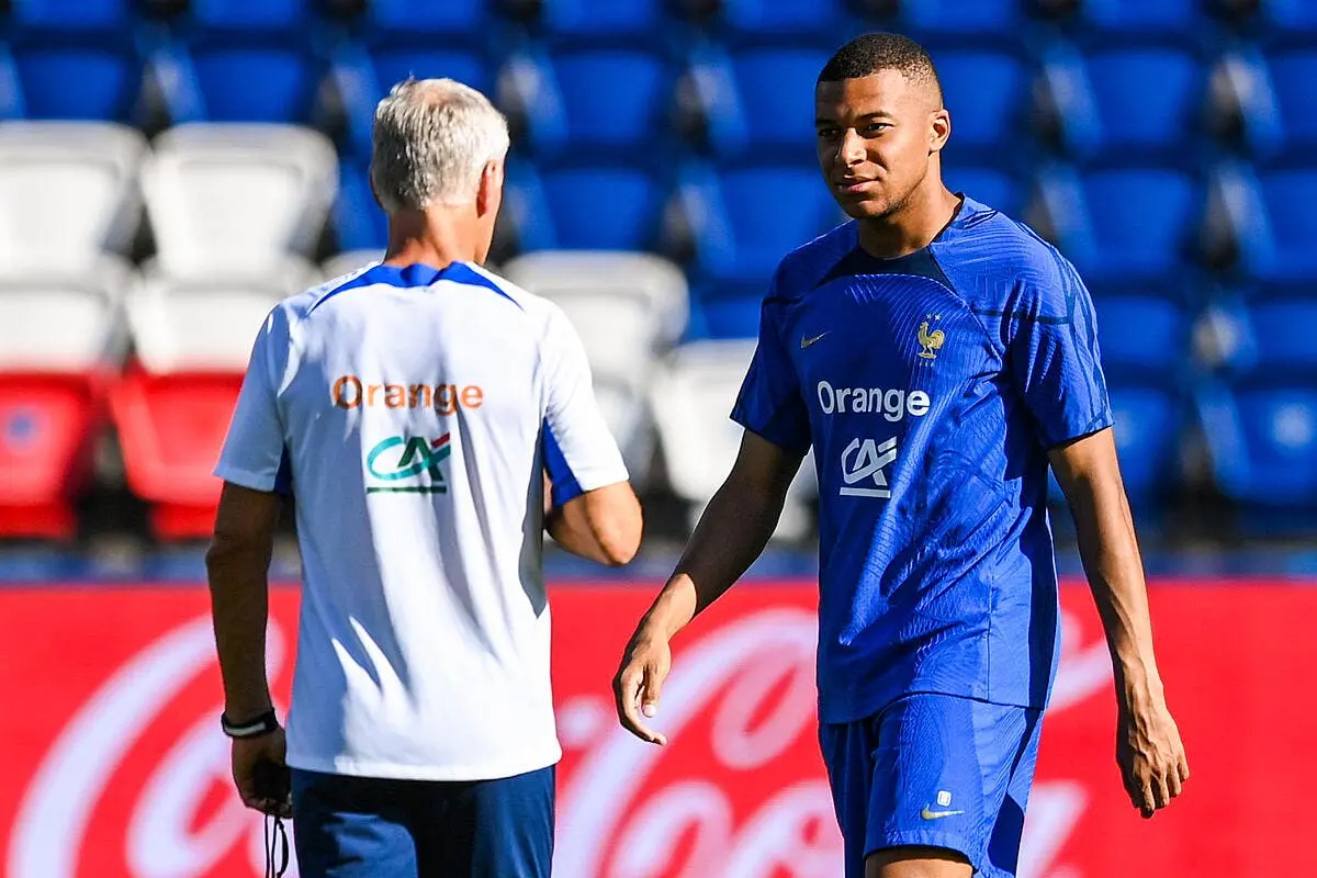 deschamps et le psg le real face a un casse tete pour mbappe mbappe 162 373785