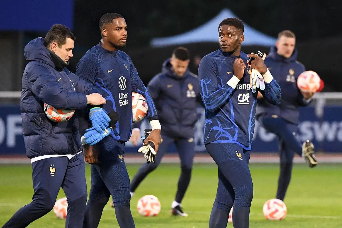 deschamps rassure samba adore le banc des bleus samba 2 358389