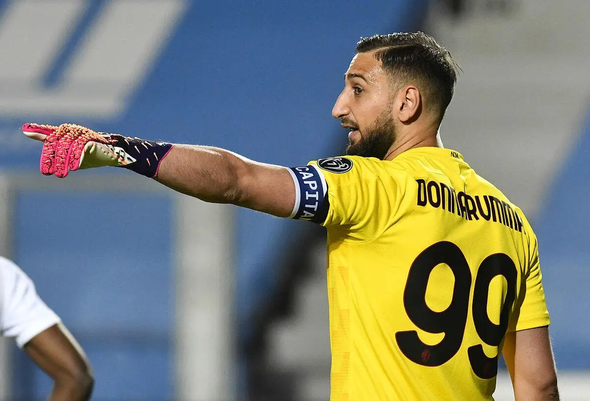 donnarumma arrive a paris son message touche a l ac milan icon italy photo press 1034206 4 318975