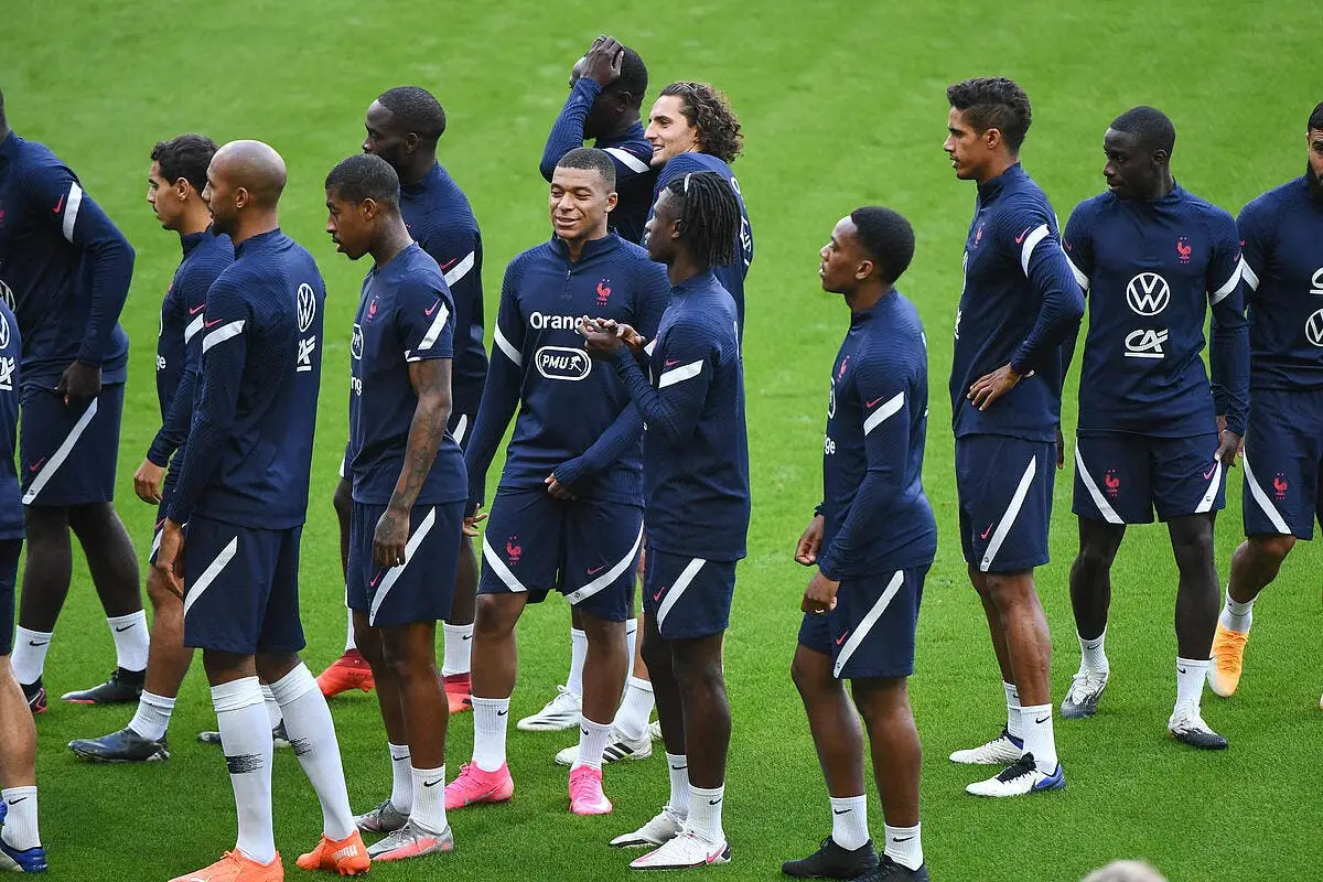 edf 527 me le onze des bleus vaut une fortune icon dib 070920 10 56 309901
