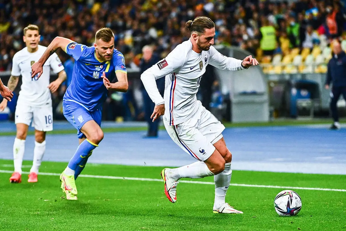 edf adrien rabiot defend sa mere face aux rumeurd icon dib 040921 10 262 323031