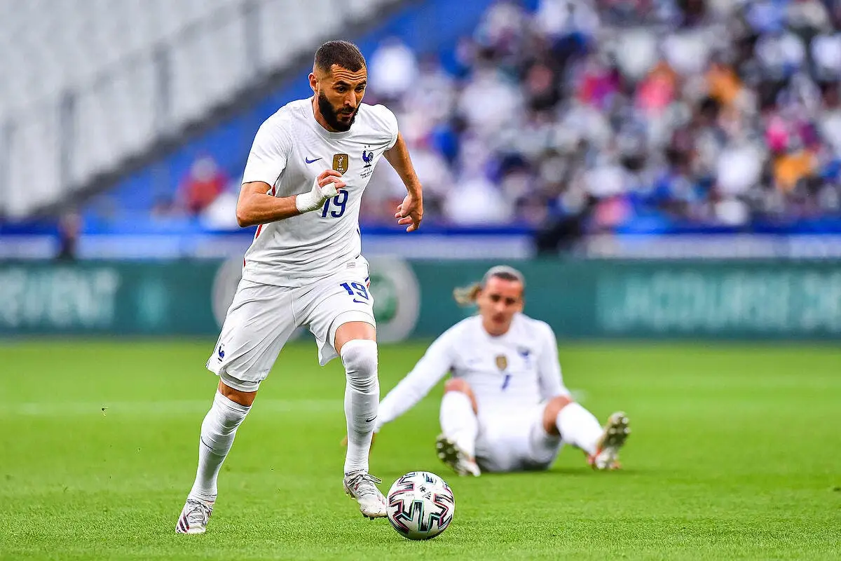 edf benzema blesse face a la bulgarie icon bap 080621 93 051 316189