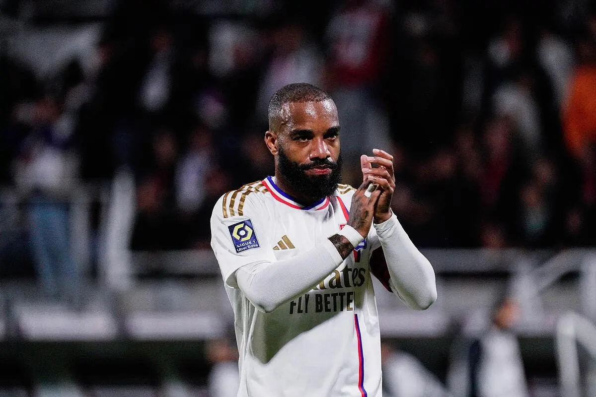EdF : Kolo Muani plutôt que Lacazette, les Lyonnais craquent