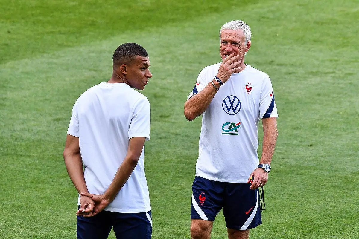 edf mbappe pret a faire une giroud pour la france icon bap 240621 93 071 317661