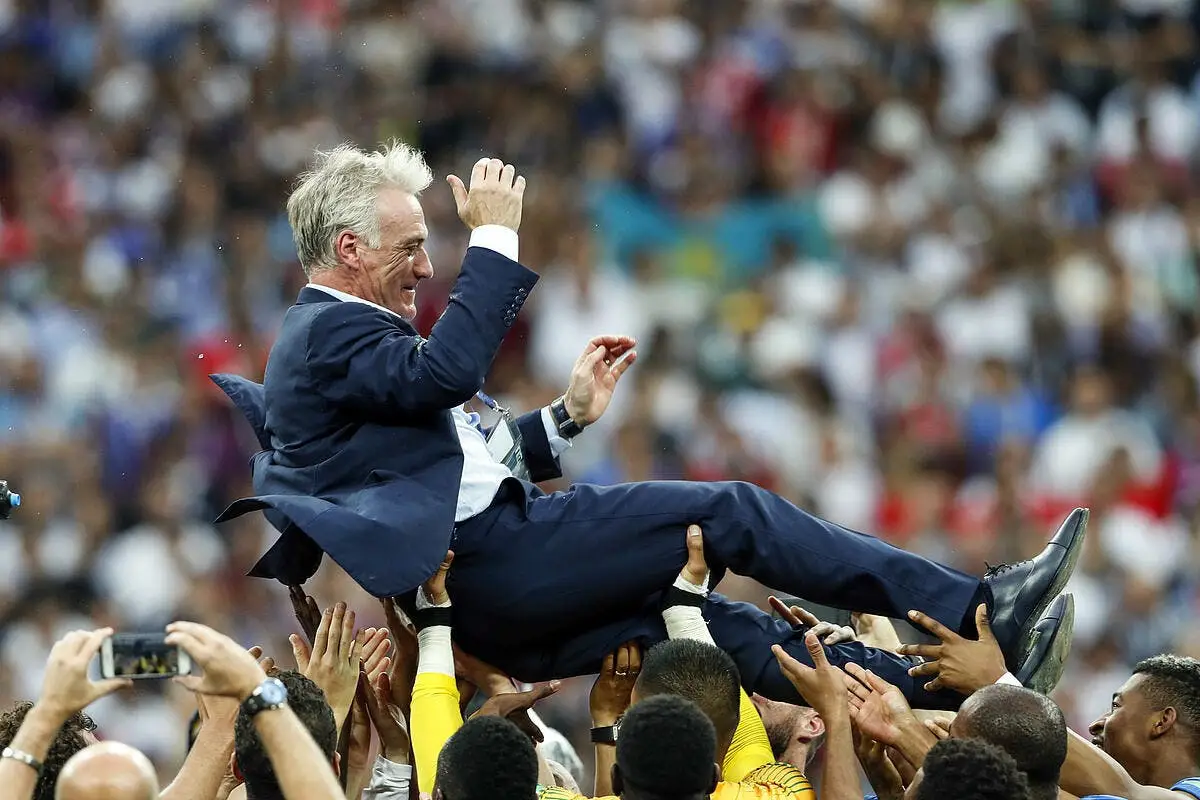 entre 1998 et 2018 il n y a pas photo pour didier deschamps icon vii 150718 11 08 362608