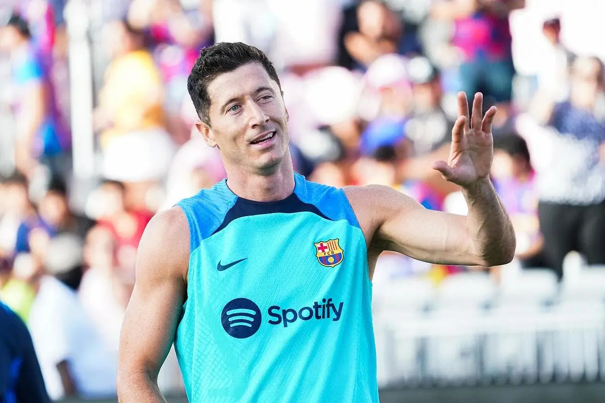 esp lewandowski deja moque avec le barca lewandowski 13 348517