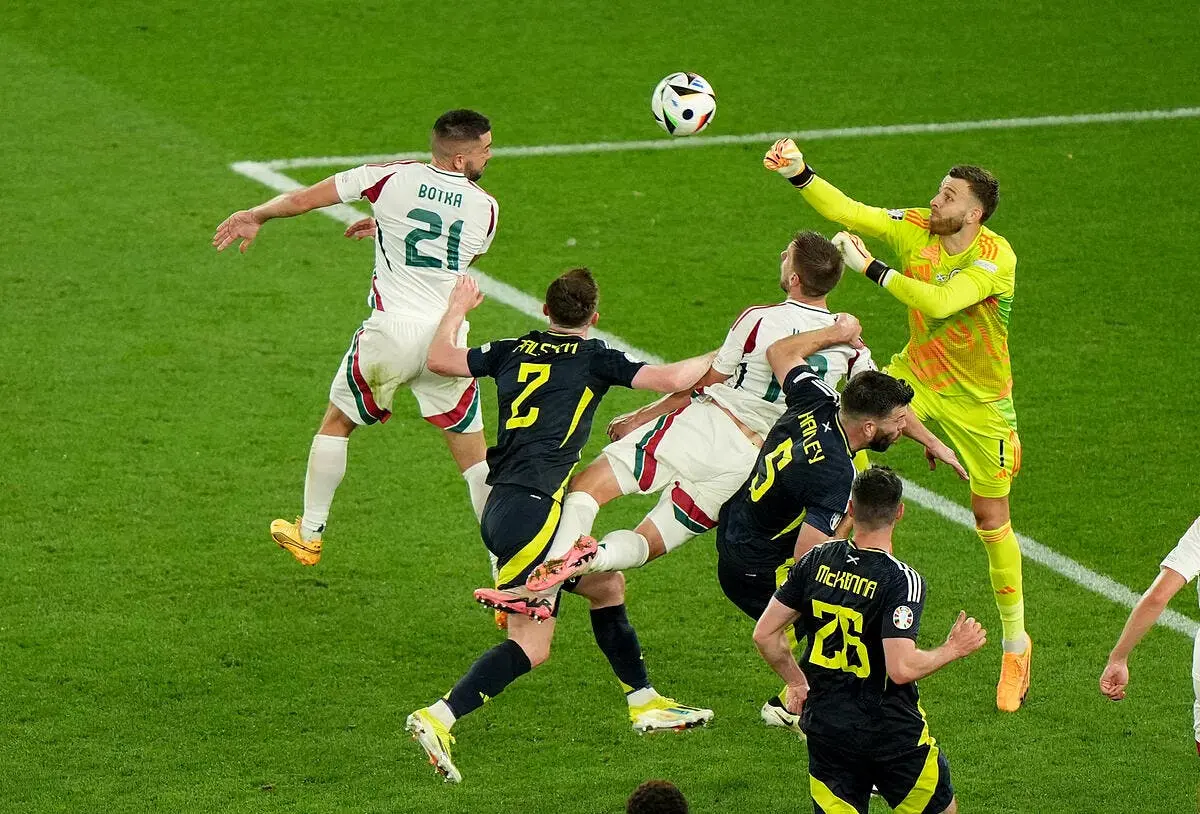 euro 2024 la hongrie met l ecosse ko inquietude pour varga iconsport 232985 0204 377571