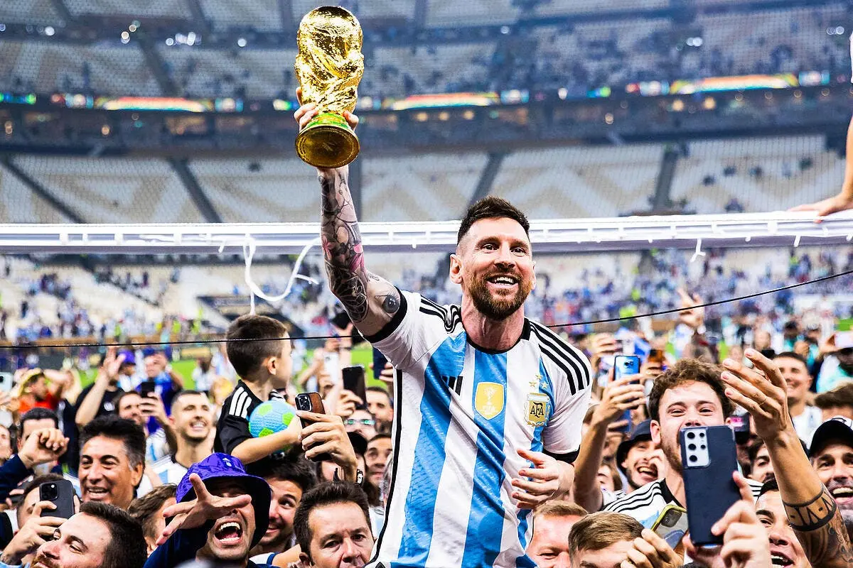 foot messi le goat du foot ancelotti s etouffe icon 221219 99 952810 dpai 355182