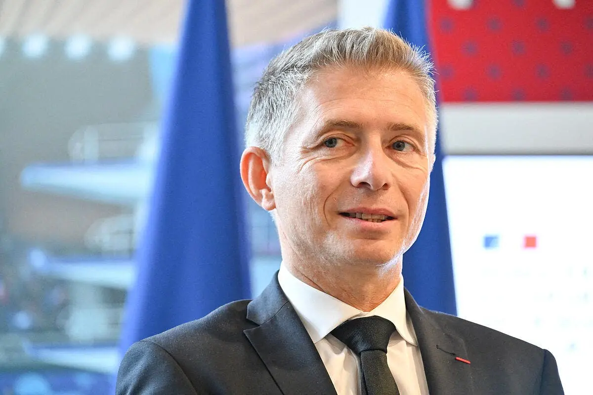 homophobie le psg l om et l ol cibles par le gouvernement averous 382946