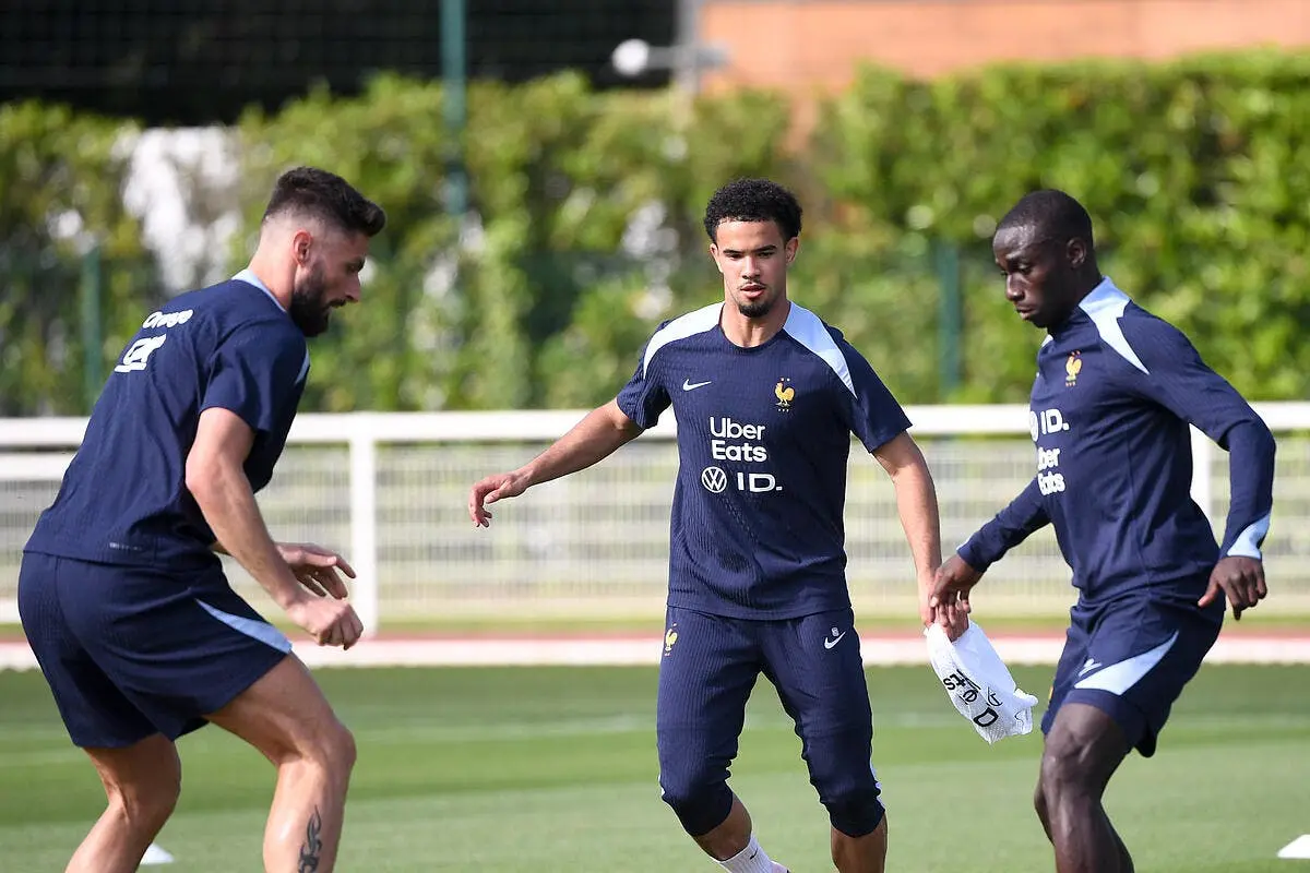JO 2024 : Zaïre-Emery, le PSG fait capituler la France !