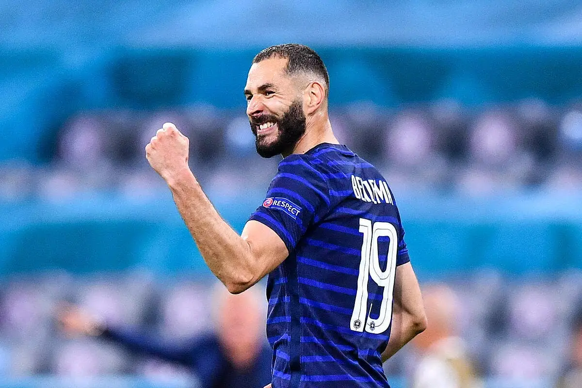 karim benzema et la france domenech tape fort icon bap 150621 93 117 1 325253