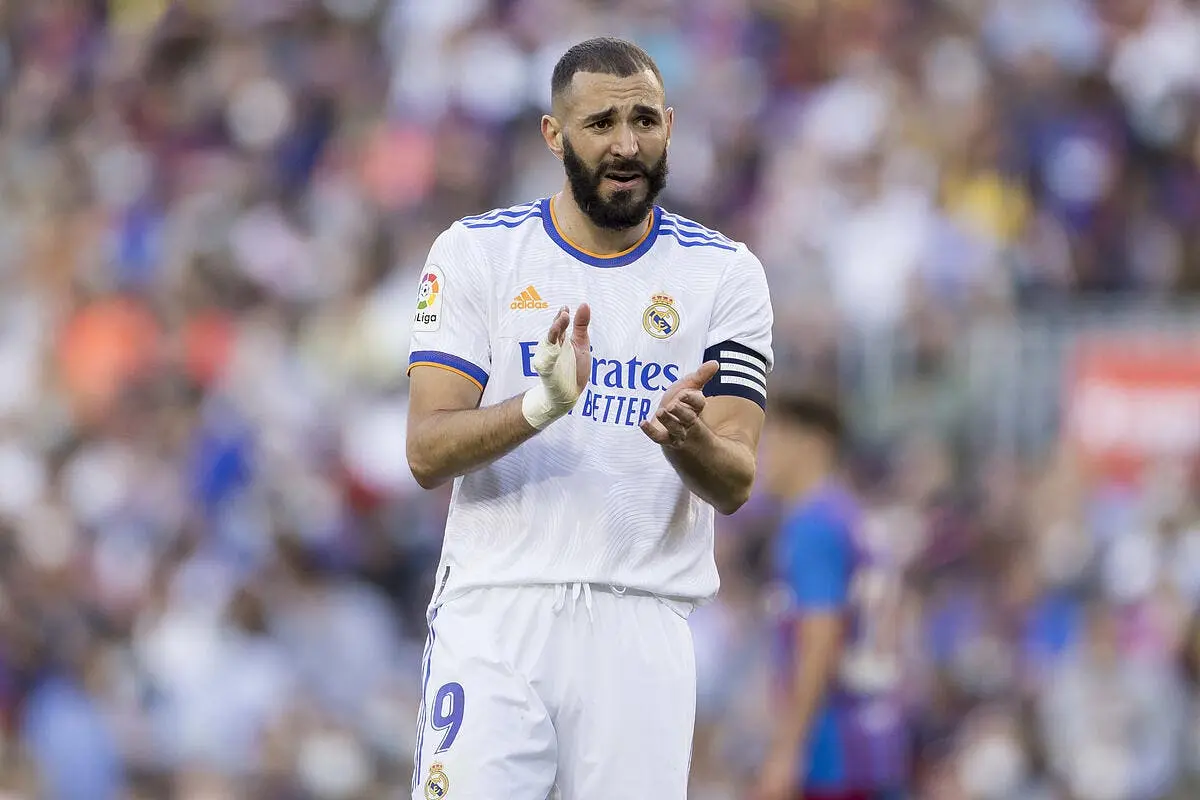 karim benzema marque un but legendaire pour le real madrid icon 071 fcbrmc20211024 199 327297