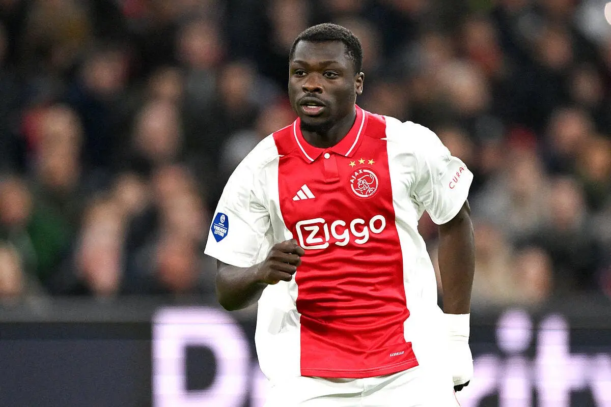 l ajax accepte son depart brobbey s eloigne de l om brobbey 387327