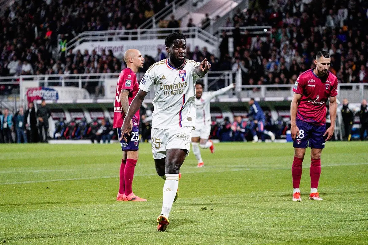 l ol dans le rouge everton tient une occasion en or orel mangala 2 383642