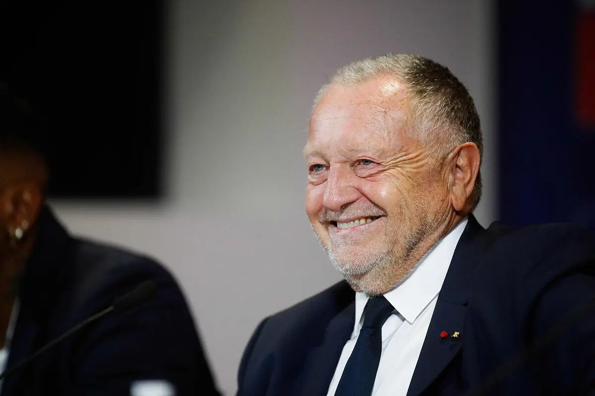 l om et l arbitrage pro ol aulas est juge responsable aulas 48 381804